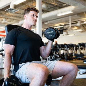 ENTRAINEMENT PAR INTERVALLES À HAUTE INTENSITÉ (HIIT)